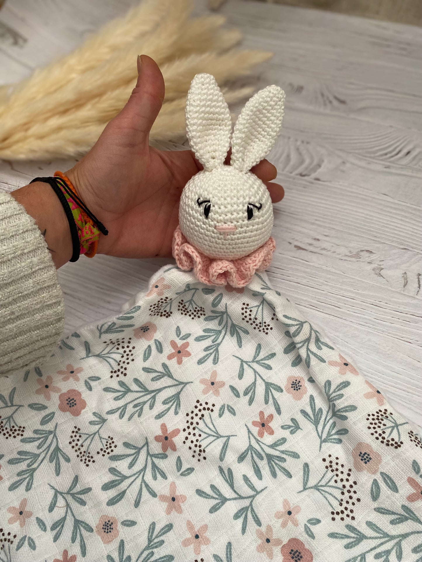 Doudou lapine fleurs