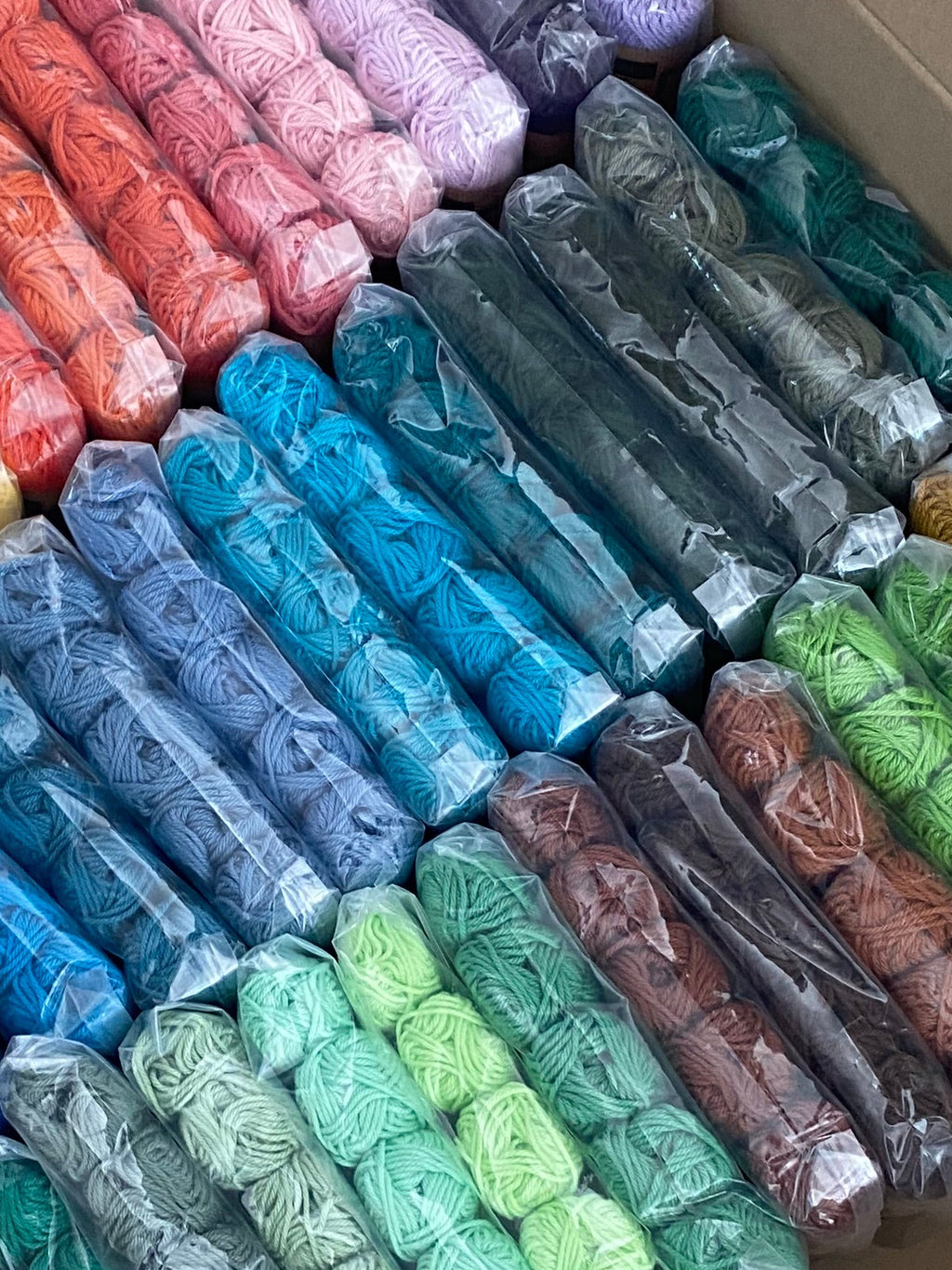 Précommande Pack de 37 nouveaux coloris Catona Scheepjes