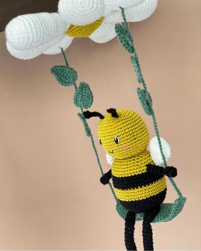 Kit crochet « Josephine l’abeille »